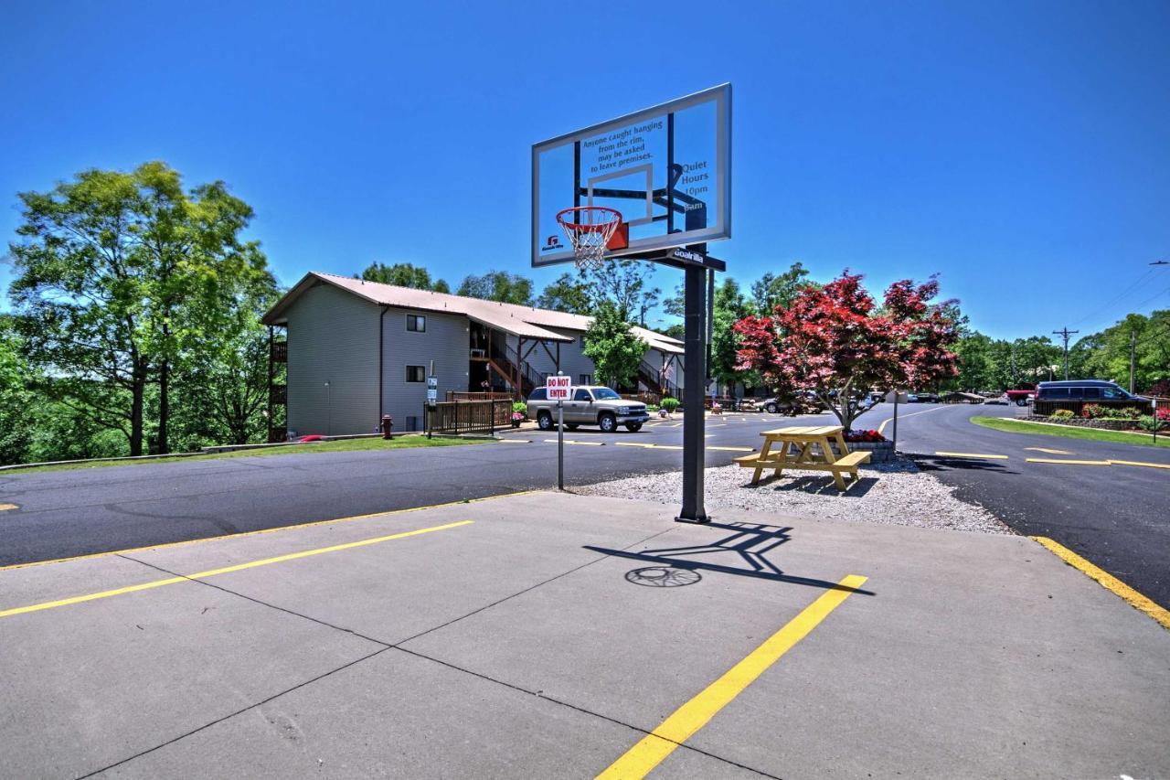 Branson West Condo With Balcony And Resort Amenities Exterior photo